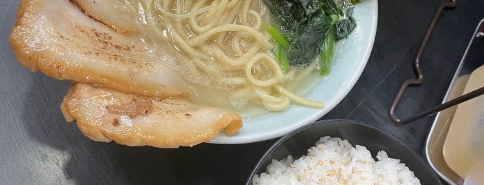 すずき家 子安本店 is one of 横浜家系ラーメン.