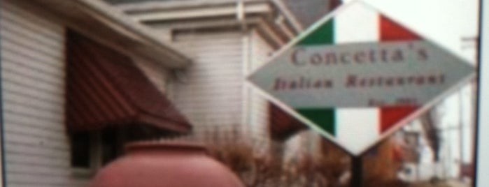 Concetta's Italian Restaurant is one of Locais salvos de Chai.