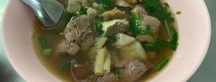 เกาเหลาเนื้อเปื่อย ต.จันทร์เพ็ญ is one of Beef Noodle in Bangkok.