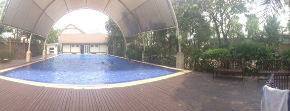 Wararom Swimming Pool is one of Healthy.