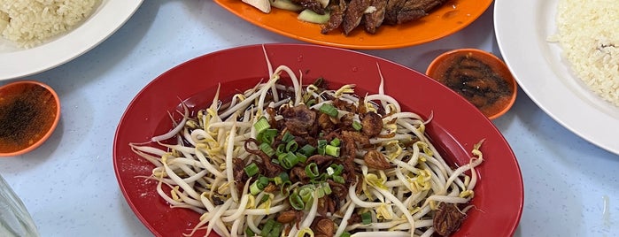 全记鸡饭 is one of Terengganu.