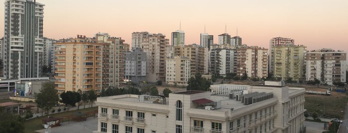 Doğa Koleji is one of Lugares favoritos de Faruk.
