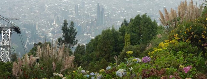 Monserrate is one of FabiOlaさんのお気に入りスポット.
