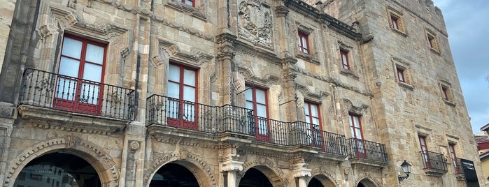 Palacio de Revillagigedo / Centro Cultural Cajastur is one of CantabriaAsturiaGalicia 2023 (Cami de Santiago ).
