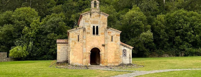 San Salvador De Valdediós is one of Galicia, Asturias y Cantabria.