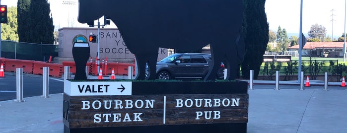 Bourbon Steak & Pub is one of #want.