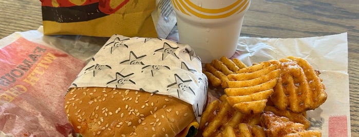 Carl's Jr. is one of Lugares favoritos de Char.