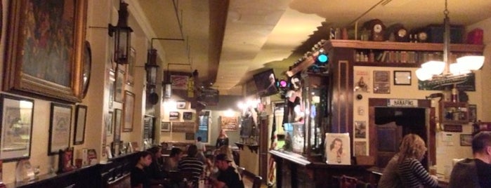Hanafin's Public House is one of Bars to go to.