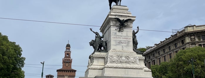 Piazza Garibaldi is one of Milão.