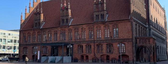 Altes Rathaus is one of Гановер.