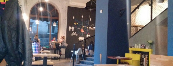 DRUZI cafe & bar is one of Киев.
