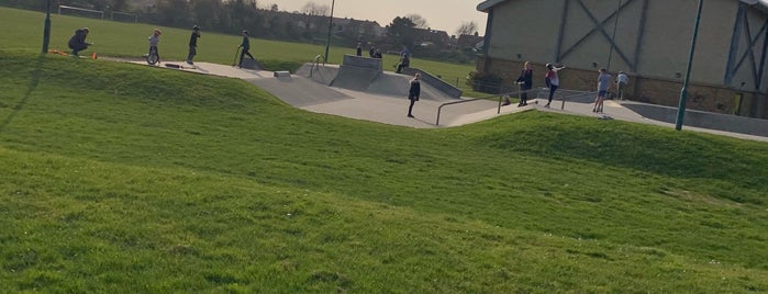 Victoria Skate Park is one of Aniyaさんのお気に入りスポット.