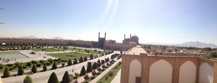 Naqsh-e Jahan Square | میدان نقش جهان is one of to do in iran.