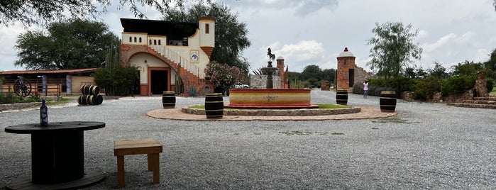 Viñedos Azteca is one of Tour Queretaro.