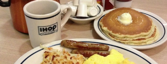 IHOP is one of Christophさんのお気に入りスポット.