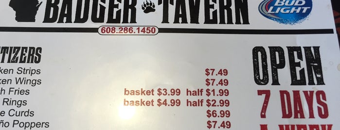 Badger Tavern Neighborhood Bar and Grill is one of สถานที่ที่ Cindy ถูกใจ.