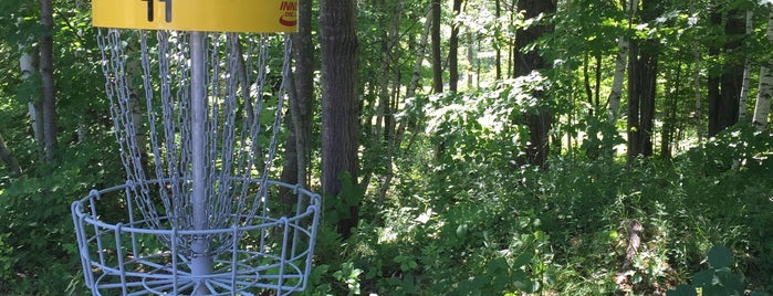 Brewster Ridge Disc Golf Course is one of Tempat yang Disimpan Ben.