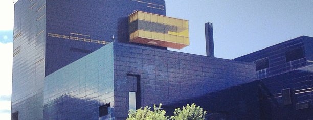 Guthrie Theater is one of Minneapolis/St. Paul.