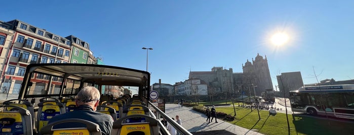 Yellow Bus is one of Porto Atrações.