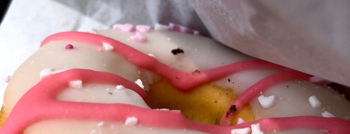 Dunkin' Donuts is one of Geschlossen 2.