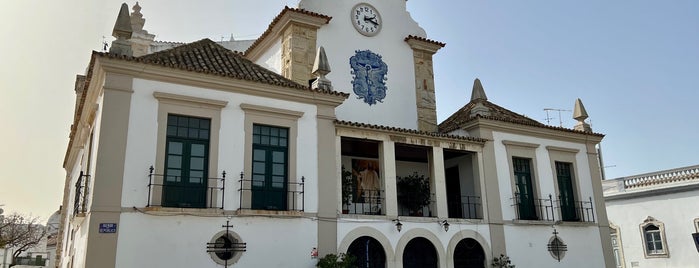 Igreja Matriz de Nossa Senhora do Rosário is one of Algarve.