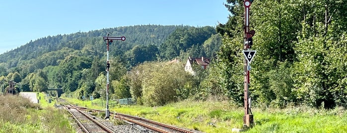 Bahnhof Wernshausen is one of Bf' Thüringen (Süd).