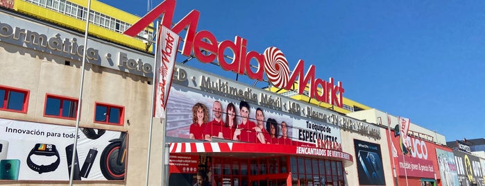 Media Markt is one of Centros comerciales.