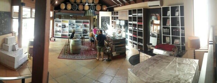 Rockbare Cellar Door is one of Day Trips in SA.