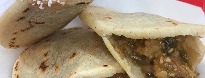 Dona Tota Gorditas is one of Pepe'nin Beğendiği Mekanlar.