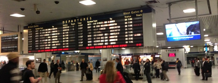 New York Penn Station is one of Check-In.