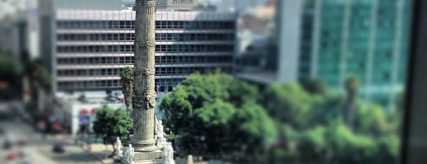 Монумент независимости is one of Mexico City.