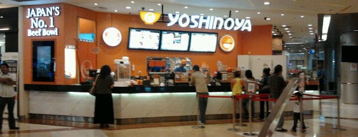 Yoshinoya (吉野家) is one of Tempat yang Disukai Arie.