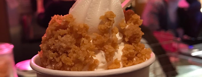 Momofuku Milk Bar is one of New York to try.