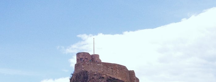 Lindisfarne Castle is one of Among Britons and Englishmen.