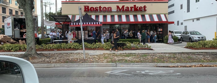 Boston Market is one of Coral Gables Recommended Weekday Lunch Spots.