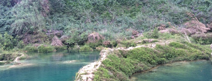 Cascada El Salto del Agua is one of Tempat yang Disukai Edwulf.