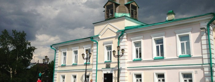 Воскресенская Гора is one of Lugares favoritos de Sveta.