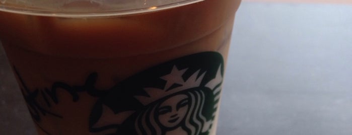 Starbucks is one of Tempat yang Disimpan Tender Roni.