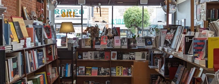 Stories Books & Cafe is one of LA Food&Coffee.