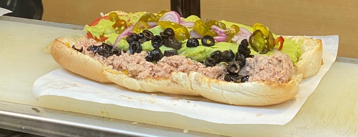 Subway is one of Gastronomía en Santiago de Chile.