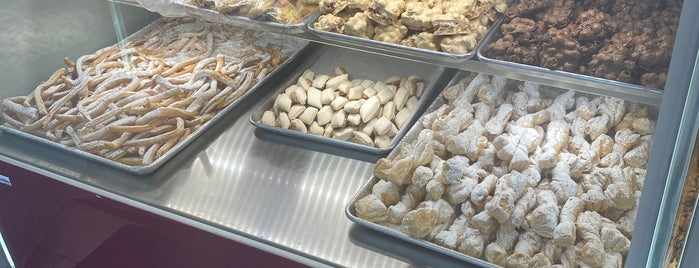 Maria's Italian Bakery is one of Jersey Eats.