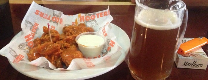Hooters is one of Tragos.