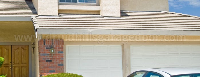 Druid Hills Garage Door is one of Posti che sono piaciuti a Chester.