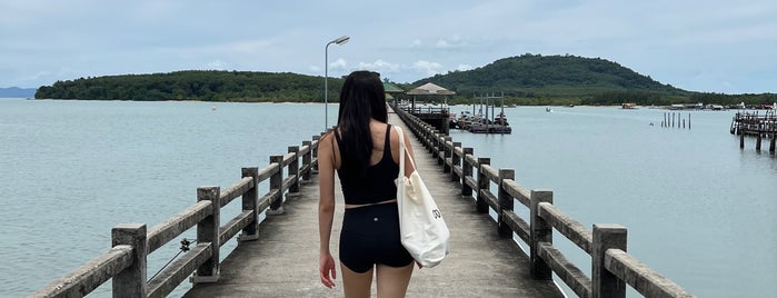 Laem Hin Pier is one of Phuket to-go.