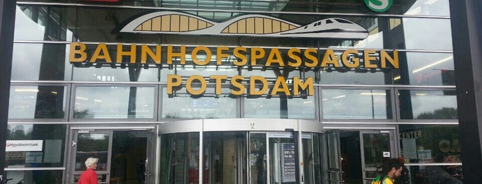Bahnhofspassagen is one of Public Viewing zur Fußball WM 2014 in Potsdam.
