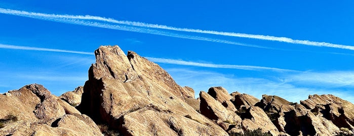 Vasquez Rocks Park is one of Guests in Town.