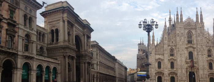 Plaza del Duomo is one of Italia.