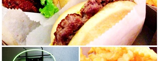 Shake Shack is one of Best Cheap Food (College Student Guide).