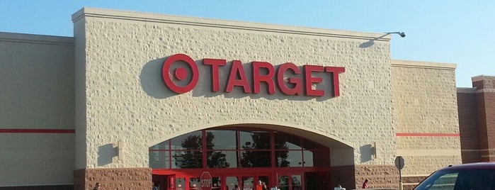 Target is one of สถานที่ที่ Michael ถูกใจ.
