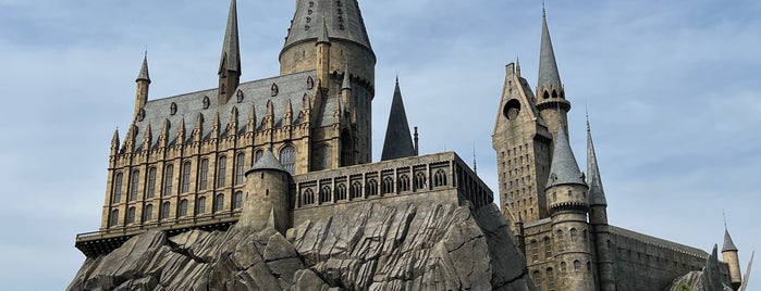 Hogwarts Castle is one of Osaka.